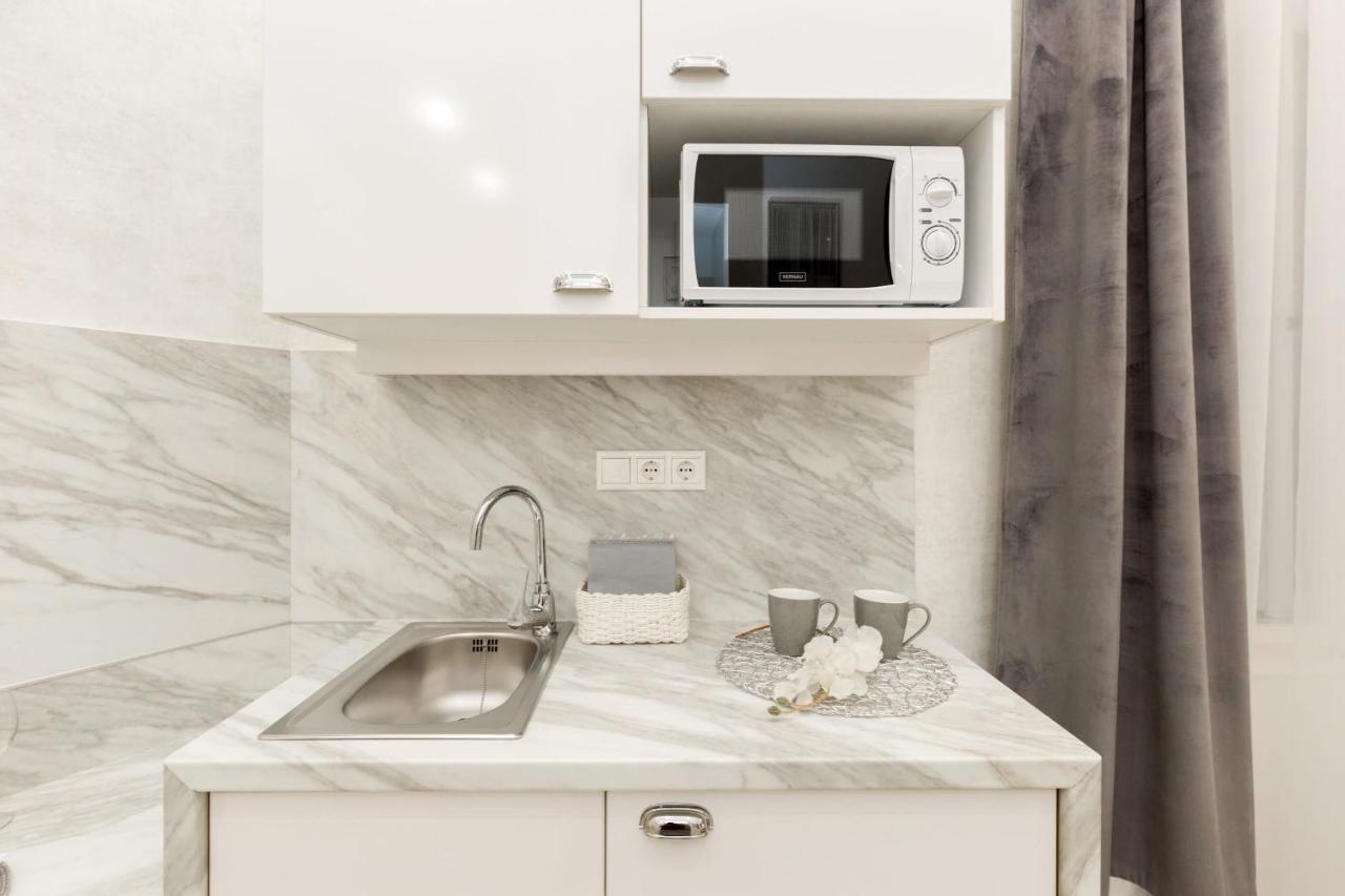 Apartamento Modern, New Studio With Ac Budapest
